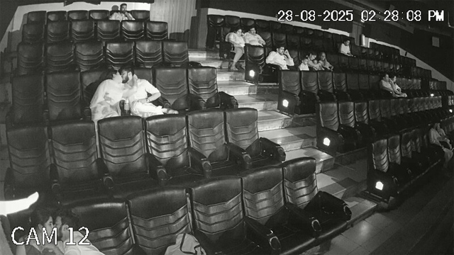 Cinema Hall CCTV Record BJ & boobs Sucking XXx