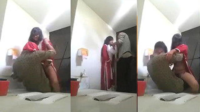 Desi Lover Roamnce And – Fucking With Bathroom Viral Mms Video