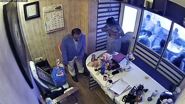 Ashok Khairat Fake Baba Fucking Multiple Bhabhi